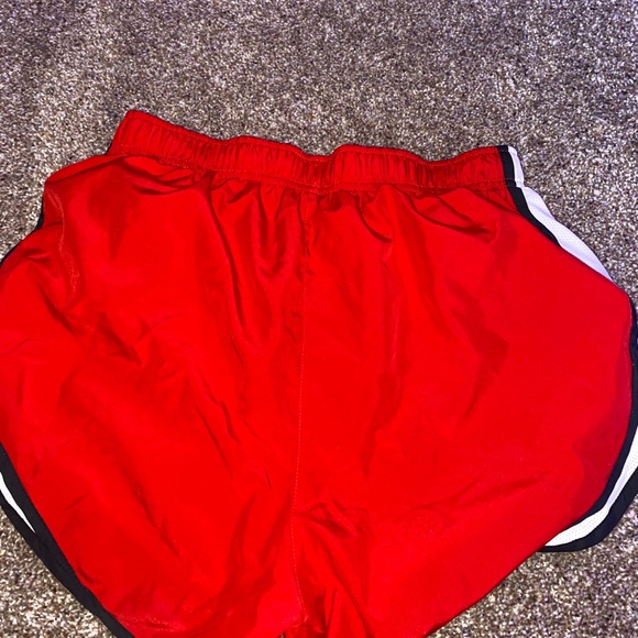 red nike shorts - Picture 2 of 3